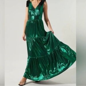 Metallic Green long party dress. New with tags!